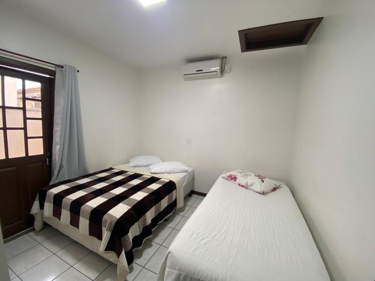 Casa em Bombinhas Próximo a Praia Exterior foto